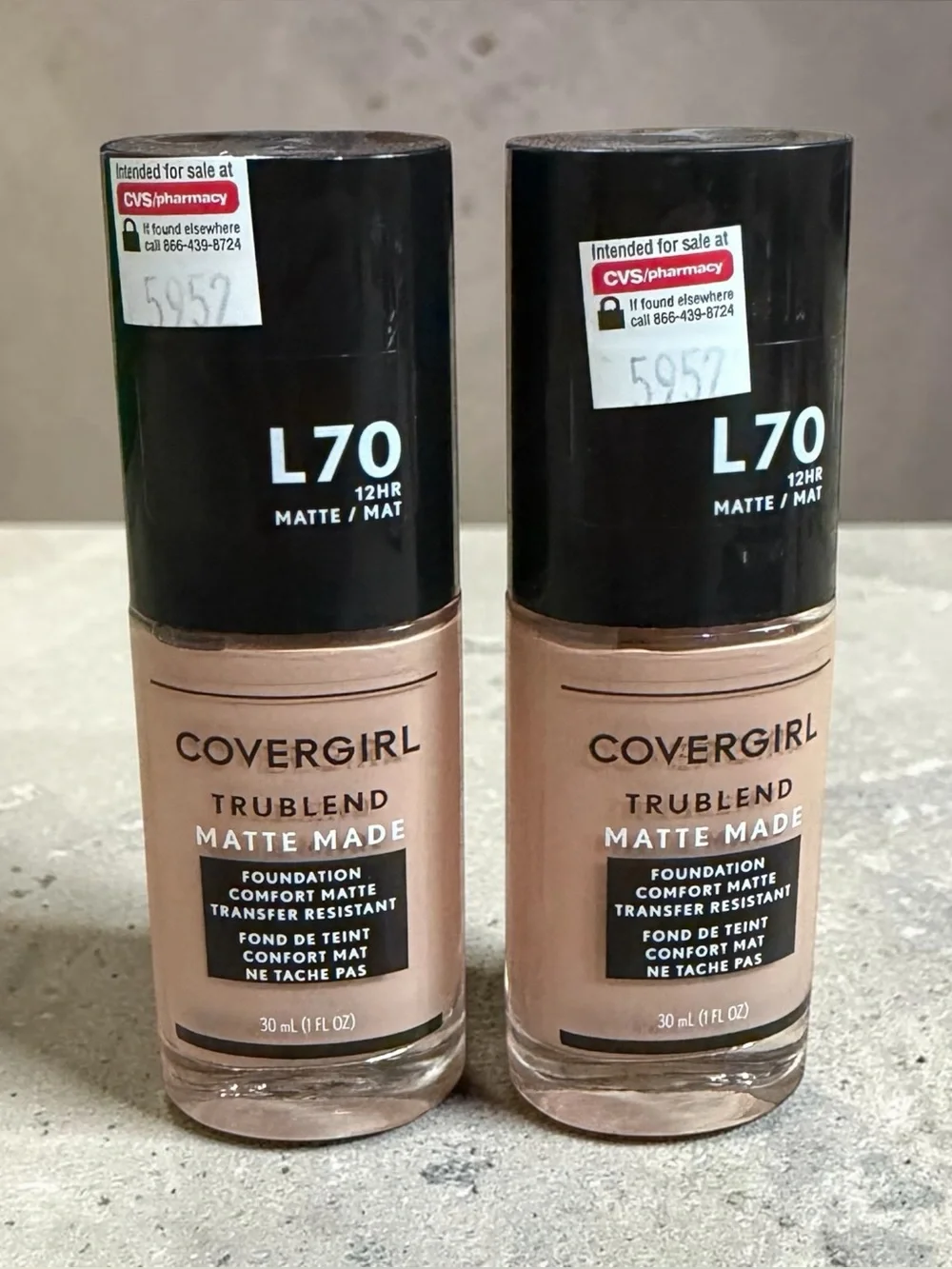 COVERGIRL TruBlend Matte Made Liquid Foundation L70 Natural Ivory 2x lot Sealed
